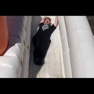 Meet your Posher, Annalia